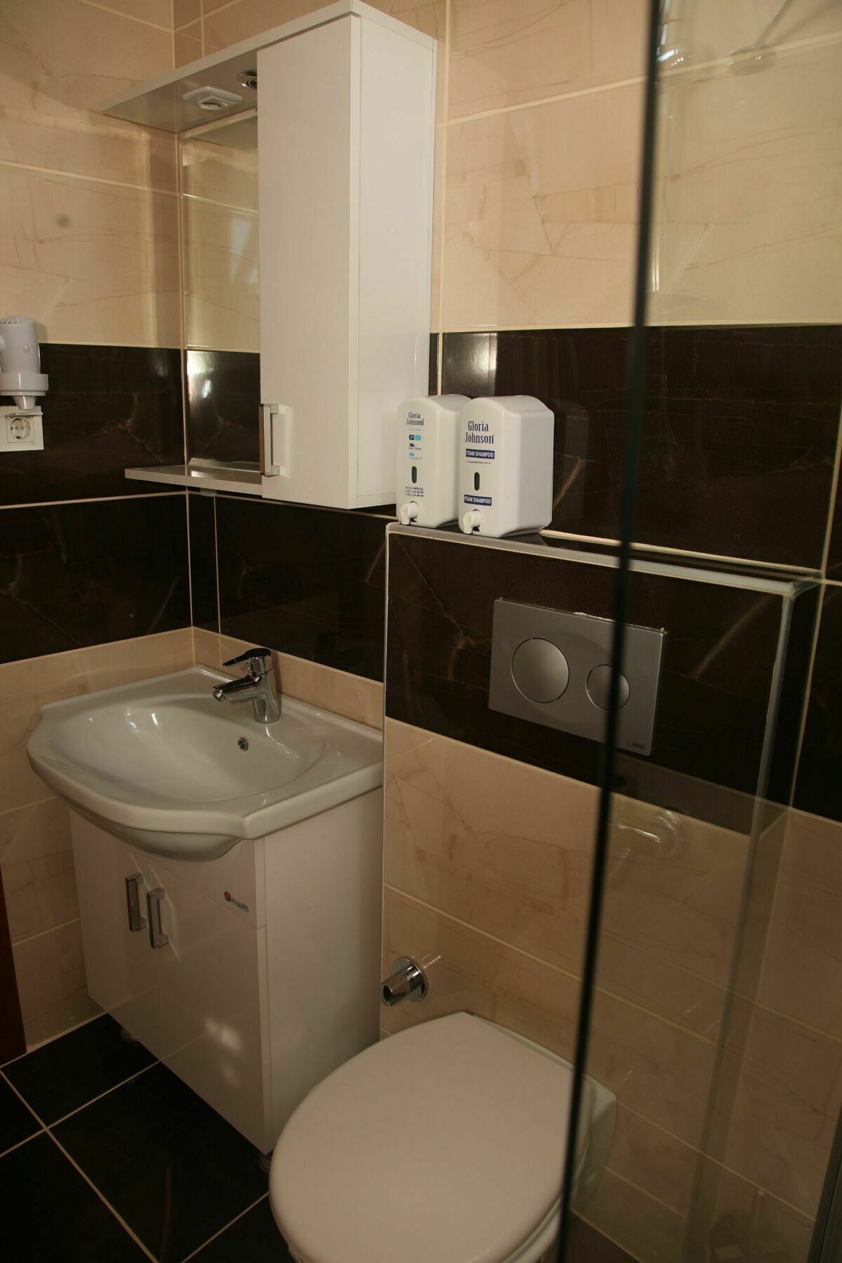 Gunduz Otel Antalya